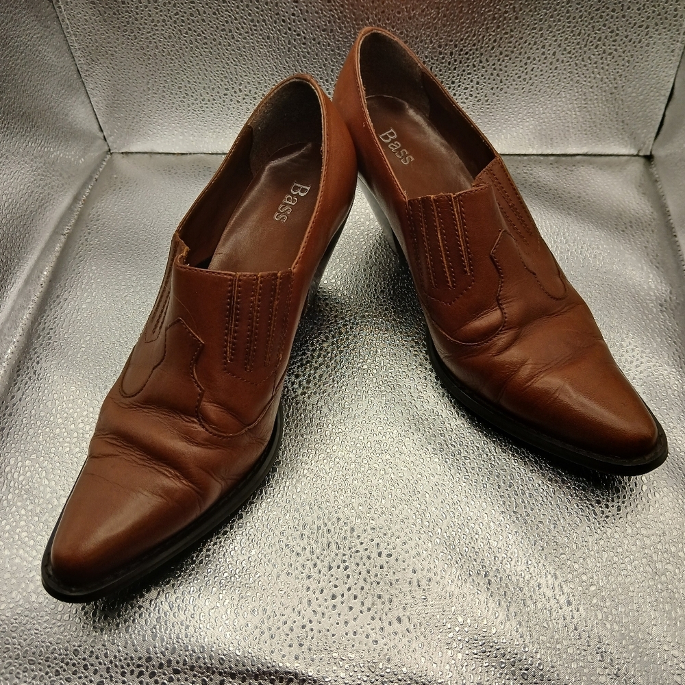 Bass Brown Leather Western Style Heeled Booties Women's Size 7